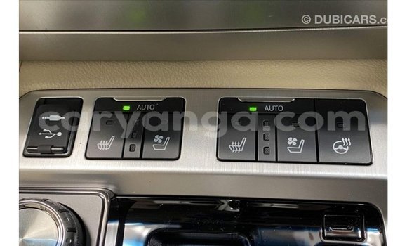 Acheter Import Voiture Toyota Land Cruiser Blanc à Import - Dubai, Malawi Acheter Import Voiture Toyota Land Cruiser Blanc à Import - Dubai, Malawi