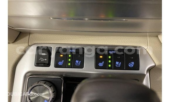 Acheter Import Voiture Toyota Land Cruiser Noir à Import - Dubai, Malawi Acheter Import Voiture Toyota Land Cruiser Noir à Import - Dubai, Malawi