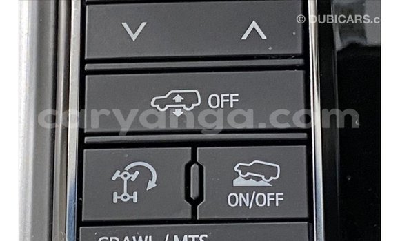 Acheter Import Voiture Toyota Land Cruiser Noir à Import - Dubai, Malawi Acheter Import Voiture Toyota Land Cruiser Noir à Import - Dubai, Malawi