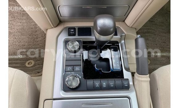 Acheter Import Voiture Toyota Land Cruiser Rouge à Import - Dubai, Malawi Acheter Import Voiture Toyota Land Cruiser Rouge à Import - Dubai, Malawi