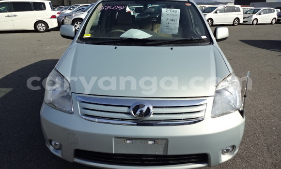 Buy Used Toyota Raum Green Car in Nkhotakota in Malawi Buy Used Toyota Raum Green Car in Nkhotakota in Malawi