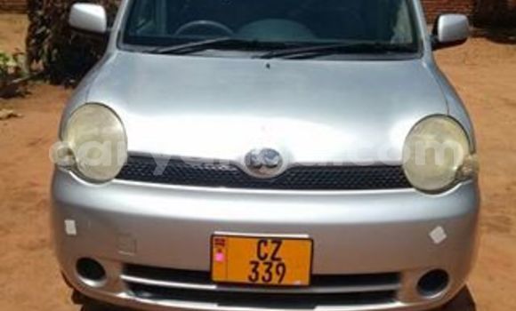 Buy Used Toyota Sienta Silver Car in Kasungu in Malawi Buy Used Toyota Sienta Silver Car in Kasungu in Malawi
