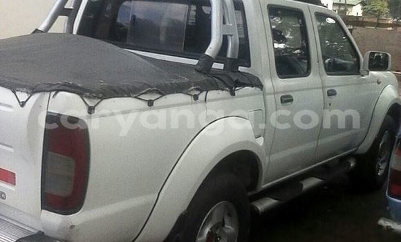 Buy Used Nissan 350Z White Car in Blantyre in Malawi Buy Used Nissan 350Z White Car in Blantyre in Malawi