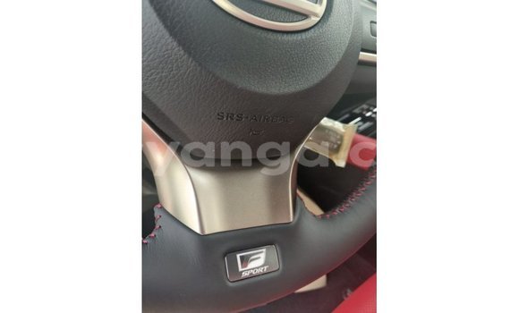 Acheter Import Voiture Lexus RX 300 Blanc à Import - Dubai, Malawi Acheter Import Voiture Lexus RX 300 Blanc à Import - Dubai, Malawi