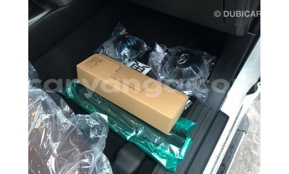 Acheter Import Voiture Toyota Fielder Blanc à Import - Dubai, Malawi Acheter Import Voiture Toyota Fielder Blanc à Import - Dubai, Malawi