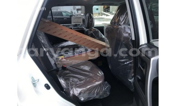 Acheter Import Voiture Toyota Fielder Blanc à Import - Dubai, Malawi Acheter Import Voiture Toyota Fielder Blanc à Import - Dubai, Malawi