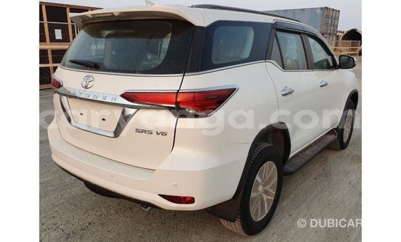 Buy Import Toyota Fortuner White Car in Import - Dubai in Malawi Buy Import Toyota Fortuner White Car in Import - Dubai in Malawi