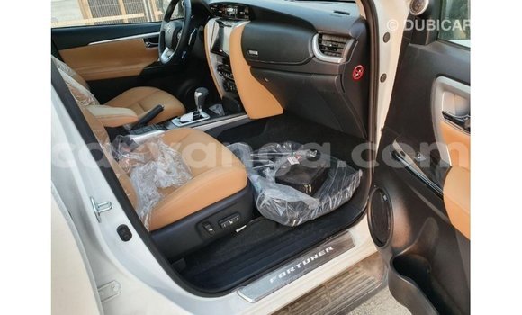 Buy Import Toyota Fortuner White Car in Import - Dubai in Malawi Buy Import Toyota Fortuner White Car in Import - Dubai in Malawi