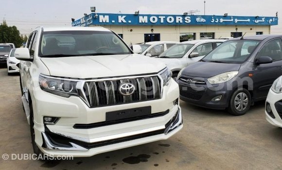 Nunua Imported Toyota Prado White Gari ndani ya Import - Dubai nchini Malawi Nunua Imported Toyota Prado White Gari ndani ya Import - Dubai nchini Malawi