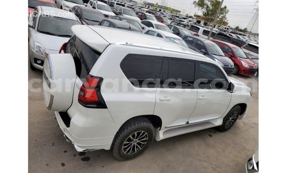 Nunua Imported Toyota Prado White Gari ndani ya Import - Dubai nchini Malawi Nunua Imported Toyota Prado White Gari ndani ya Import - Dubai nchini Malawi