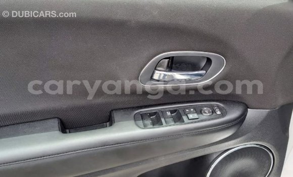 Buy Import Honda C White Bike in Import - Dubai in Malawi Buy Import Honda C White Bike in Import - Dubai in Malawi