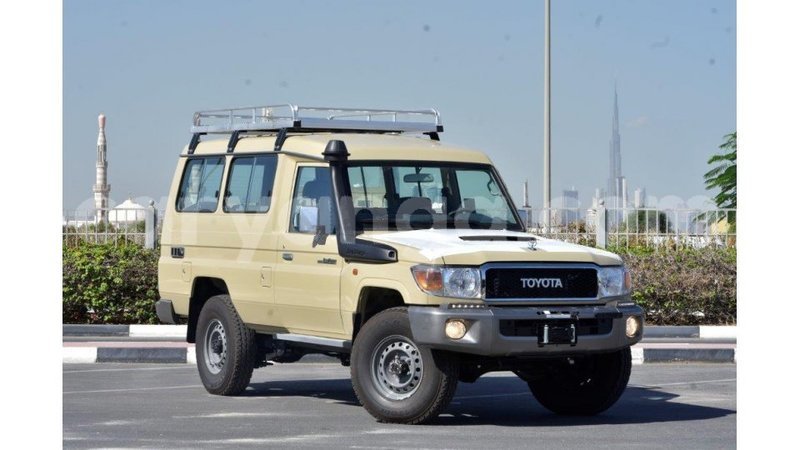 Big with watermark toyota land cruiser malawi import dubai 8244