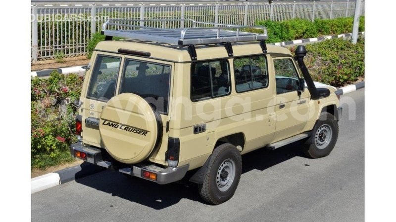 Big with watermark toyota land cruiser malawi import dubai 8244