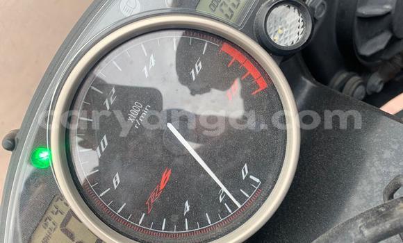 Nunua Ilio tumika Yamaha YZF Blue Bike ndani ya Blantyre nchini Malawi Nunua Ilio tumika Yamaha YZF Blue Bike ndani ya Blantyre nchini Malawi