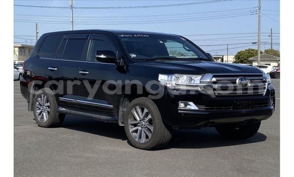Nunua Imported Toyota Land Cruiser Black Gari ndani ya Import - Dubai nchini Malawi Nunua Imported Toyota Land Cruiser Black Gari ndani ya Import - Dubai nchini Malawi