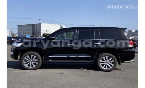 Nunua Imported Toyota Land Cruiser Black Gari ndani ya Import - Dubai nchini Malawi Nunua Imported Toyota Land Cruiser Black Gari ndani ya Import - Dubai nchini Malawi