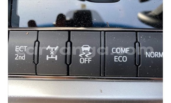 Nunua Imported Toyota Land Cruiser Black Gari ndani ya Import - Dubai nchini Malawi Nunua Imported Toyota Land Cruiser Black Gari ndani ya Import - Dubai nchini Malawi