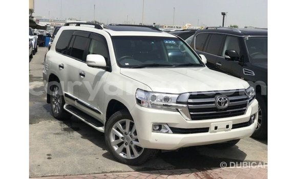 Buy Import Toyota Land Cruiser White Car in Import - Dubai in Malawi Buy Import Toyota Land Cruiser White Car in Import - Dubai in Malawi