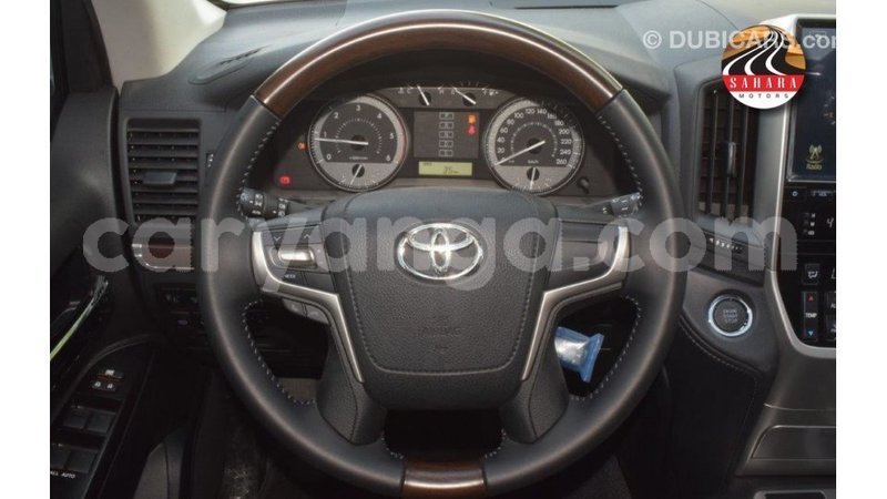 Big with watermark toyota land cruiser malawi import dubai 8252