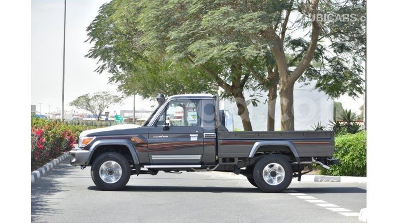 Big with watermark toyota land cruiser malawi import dubai 8253
