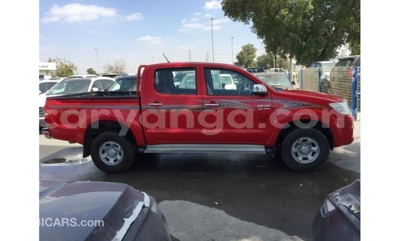 Acheter Import Voiture Toyota Hilux Rouge à Import - Dubai, Malawi Acheter Import Voiture Toyota Hilux Rouge à Import - Dubai, Malawi