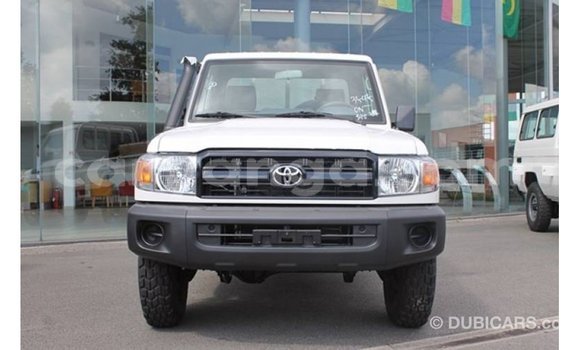 Buy Import Toyota Land Cruiser White Car in Import - Dubai in Malawi Buy Import Toyota Land Cruiser White Car in Import - Dubai in Malawi