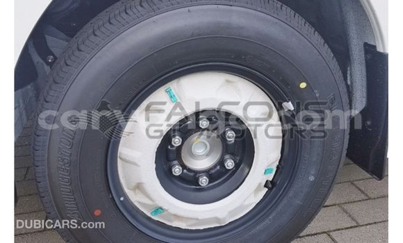 Buy Import Toyota Hiace White Car in Import - Dubai in Malawi Buy Import Toyota Hiace White Car in Import - Dubai in Malawi