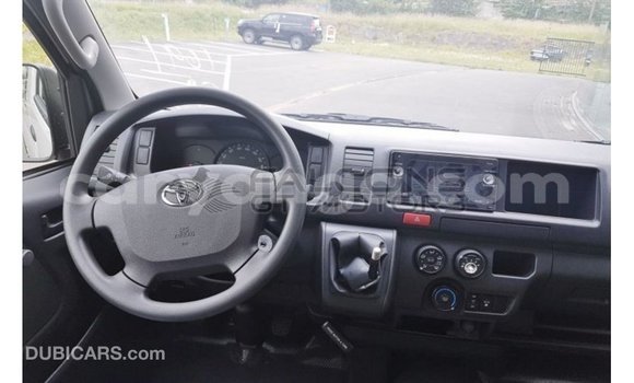 Buy Import Toyota Hiace White Car in Import - Dubai in Malawi Buy Import Toyota Hiace White Car in Import - Dubai in Malawi