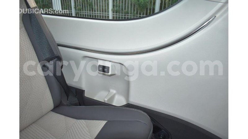 Big with watermark toyota hiace malawi import dubai 8280