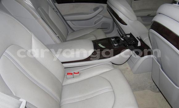 Nunua Ilio tumika Audi A8 White Gari ndani ya Blantyre nchini Malawi Nunua Ilio tumika Audi A8 White Gari ndani ya Blantyre nchini Malawi