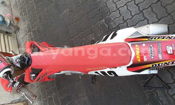 Acheter Occasion Moto Honda CRF Rouge à Blantyre, Malawi Acheter Occasion Moto Honda CRF Rouge à Blantyre, Malawi
