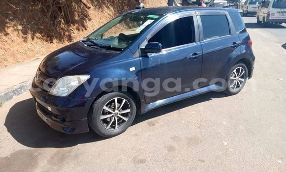 Buy Used Toyota IST Blue Car in Blantyre in Malawi Buy Used Toyota IST Blue Car in Blantyre in Malawi