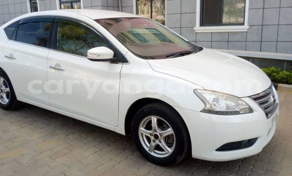 Acheter Occasion Voiture Nissan Bluebird Sylphy Blanc à Lilongwe, Malawi Acheter Occasion Voiture Nissan Bluebird Sylphy Blanc à Lilongwe, Malawi