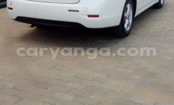 Acheter Occasion Voiture Nissan Bluebird Sylphy Blanc à Lilongwe, Malawi Acheter Occasion Voiture Nissan Bluebird Sylphy Blanc à Lilongwe, Malawi