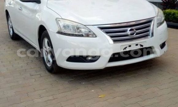 Acheter Occasion Voiture Nissan Bluebird Sylphy Blanc à Lilongwe, Malawi Acheter Occasion Voiture Nissan Bluebird Sylphy Blanc à Lilongwe, Malawi