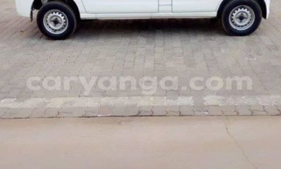 Acheter Occasion Voiture Daihatsu Hijet Blanc à Lilongwe, Malawi Acheter Occasion Voiture Daihatsu Hijet Blanc à Lilongwe, Malawi