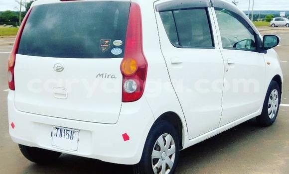 Acheter Occasion Voiture Daihatsu Mira Blanc à Lilongwe, Malawi Acheter Occasion Voiture Daihatsu Mira Blanc à Lilongwe, Malawi