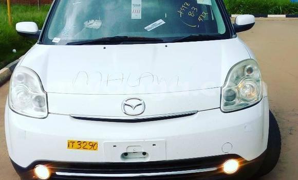 Acheter Occasion Voiture Mazda Verisa Blanc à Lilongwe, Malawi Acheter Occasion Voiture Mazda Verisa Blanc à Lilongwe, Malawi