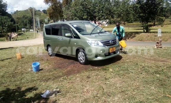 Acheter Occasion Voiture Nissan Serena Vert à Blantyre, Malawi Acheter Occasion Voiture Nissan Serena Vert à Blantyre, Malawi
