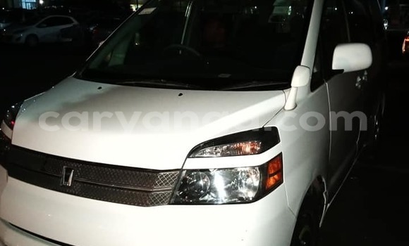 Acheter Occasion Voiture Toyota Voxy Blanc à Blantyre, Malawi Acheter Occasion Voiture Toyota Voxy Blanc à Blantyre, Malawi