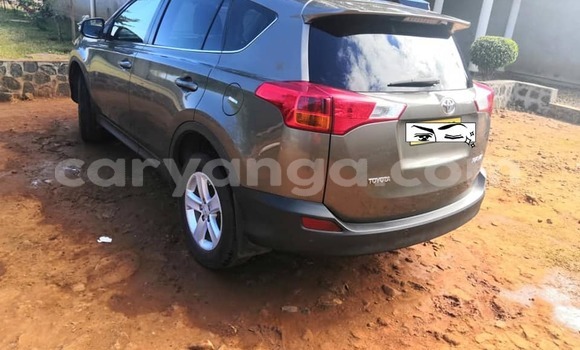 Acheter Occasion Voiture Toyota RAV4 Marron à Blantyre, Malawi Acheter Occasion Voiture Toyota RAV4 Marron à Blantyre, Malawi