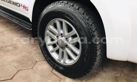 Nunua Ilio tumika Toyota Hilux White Gari ndani ya Chitipa nchini Chitipa Nunua Ilio tumika Toyota Hilux White Gari ndani ya Chitipa nchini Chitipa