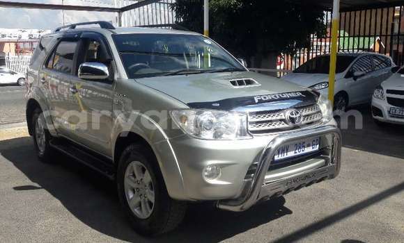 Buy Used Toyota Fortuner Silver Car in Lilongwe in Malawi Buy Used Toyota Fortuner Silver Car in Lilongwe in Malawi