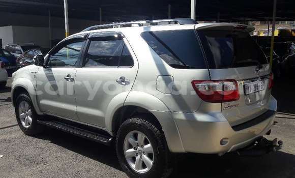 Buy Used Toyota Fortuner Silver Car in Lilongwe in Malawi Buy Used Toyota Fortuner Silver Car in Lilongwe in Malawi
