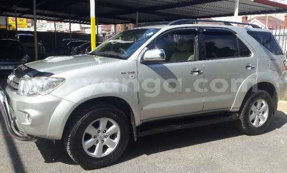 Buy Used Toyota Fortuner Silver Car in Lilongwe in Malawi Buy Used Toyota Fortuner Silver Car in Lilongwe in Malawi