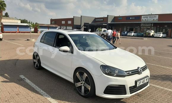 Buy Used Volkswagen Golf R White Car in Lilongwe in Malawi Buy Used Volkswagen Golf R White Car in Lilongwe in Malawi
