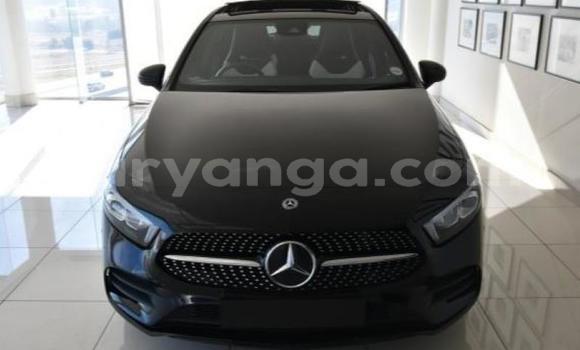 Buy Used Mercedes‒Benz 250 Black Car in Import - Dubai in Malawi Buy Used Mercedes‒Benz 250 Black Car in Import - Dubai in Malawi