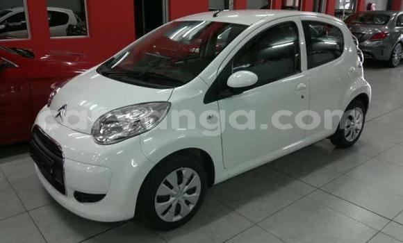 Buy Used Citroen C2 White Car in Import - Dubai in Malawi Buy Used Citroen C2 White Car in Import - Dubai in Malawi