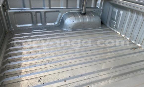 Buy Used Toyota Hilux Silver Car in Import - Dubai in Malawi Buy Used Toyota Hilux Silver Car in Import - Dubai in Malawi