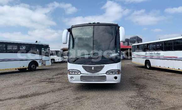 Nunua Ilio tumika Man Silent White Lori ndani ya Blantyre nchini Malawi Nunua Ilio tumika Man Silent White Lori ndani ya Blantyre nchini Malawi